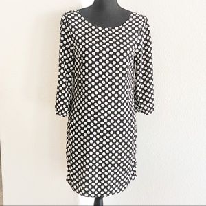 Gently Used Monochrome Long Sleeved Dress
